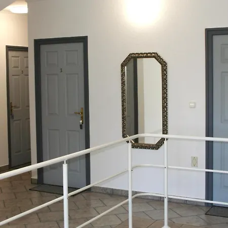 Napsugar Vendeghaz 4br Balatonfured